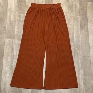 Womens Soho Apparel Pleated Belted Wide Leg Flowy High Rise Pull On Pants